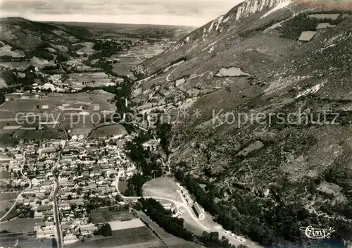 AK / Ansichtskarte Campan Fliegeraufnahme Colonie E.D.F. Campan