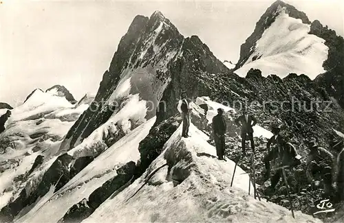 AK / Ansichtskarte Saint Bonnet en Champsaur Le Valgaudemar Col du Giobernay Glacier de la Pilatte Les Bans et le Pic des Aupillous Saint Bonnet en Champsaur