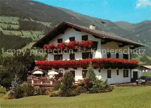 AK / Ansichtskarte Mayrhofen_Zillertal Gaestehaus Schatz im Sommer Mayrhofen_Zillertal