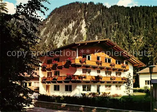 AK / Ansichtskarte Mayrhofen_Zillertal Gaestehaus Hochmuth Zillertaler Alpen Mayrhofen_Zillertal