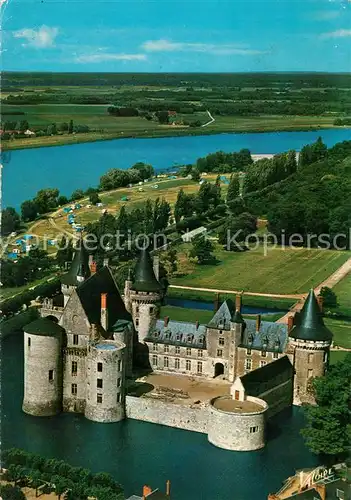 AK / Ansichtskarte Sully sur Loire Vue aerienne du chateau entouree par la Sange et de la Loire Sully sur Loire