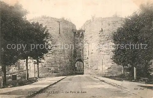 AK / Ansichtskarte Coucy le Chateau Auffrique La Porte de Laon Coucy le Chateau Auffrique