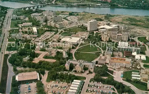 AK / Ansichtskarte Saskatoon Aerial view of the University of Saskatchewan Saskatoon