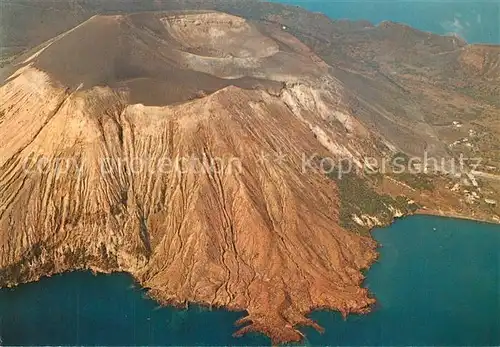 AK / Ansichtskarte Eolie Isola di Vulcano Vulkaninsel Fliegeraufnahme Eolie