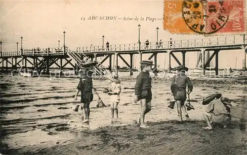 AK / Ansichtskarte Arcachon_Gironde Scene de la Plage Arcachon Gironde