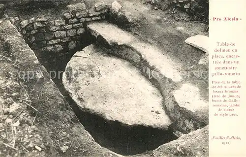AK / Ansichtskarte Alesia(Roman War)_Alise Sainte Reine Table de dolmen en place encastree dans un sanctuaire gallo romain 