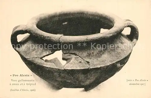AK / Ansichtskarte Alesia(Roman War)_Alise Sainte Reine Vase galloromain a anses et a trepied 