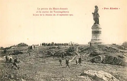 AK / Ansichtskarte Alesia(Roman War)_Alise Sainte Reine La pointee du Mont Auxois et la statue de Vercingetorix  