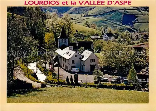 AK / Ansichtskarte Lourdios Ichere Le centre du village et l eglise Lourdios Ichere