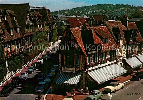 AK / Ansichtskarte Deauville Normandy Hotel et les Magasins du Printemps Deauville