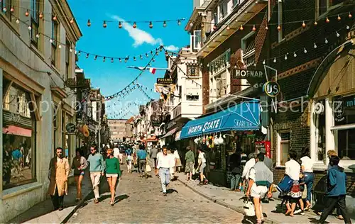 AK / Ansichtskarte Zandvoort_Holland Kerkstraat Kirchenstrasse Zentrum Ladengeschaefte Zandvoort_Holland