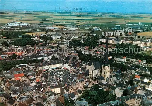AK / Ansichtskarte Pithiviers_Loiret Vue generale aerienne au centre la place du Martroi et leglise Saint Salomon Saint Gregoire Pithiviers Loiret