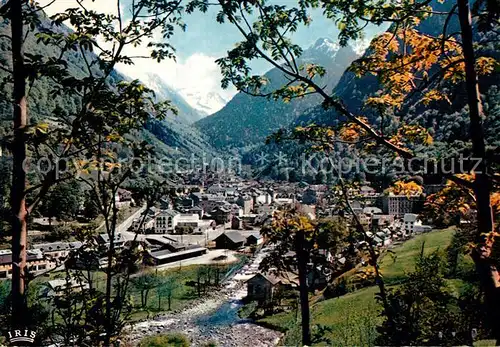 AK / Ansichtskarte Cauterets Vue generale de la Station au printemps Cauterets