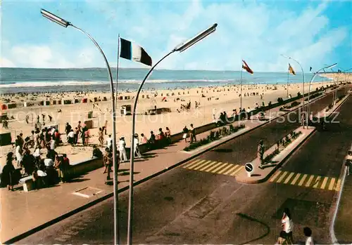 AK / Ansichtskarte Soulac sur Mer Le Nouveau Boulevard et la Plage Soulac sur Mer
