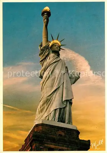 AK / Ansichtskarte New_York_City Statue of Liberty Liberty Island in New York Harbor New_York_City