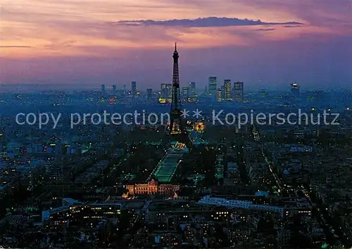 AK / Ansichtskarte Paris Eiffelturm nach Sonnenuntergang Paris
