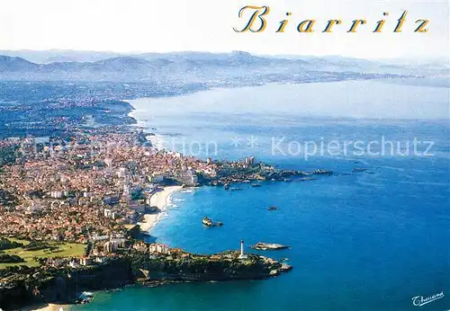 AK / Ansichtskarte Biarritz_Pyrenees_Atlantiques La pointe St Martin Vue aerienne Biarritz_Pyrenees