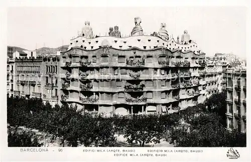 AK / Ansichtskarte Barcelona_Cataluna Edifici Mila Gaudi Barcelona Cataluna