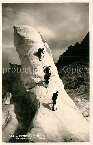 AK / Ansichtskarte Bergsteigen_Klettern Chamonix Mont Blanc Ascension d un Serac  