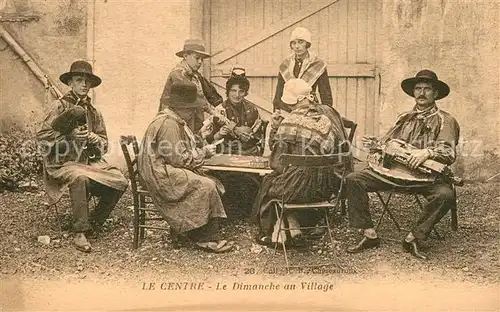 AK / Ansichtskarte Kartenspiel Le Centre Dimanche au Village  
