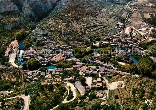 AK / Ansichtskarte Vaucluse Fontaine de Fliegeraufnahme  