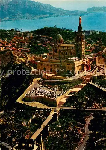 AK / Ansichtskarte Marseille_Bouches du Rhone Fliegeraufnahme Basilique Notre Dame de la Garde Marseille