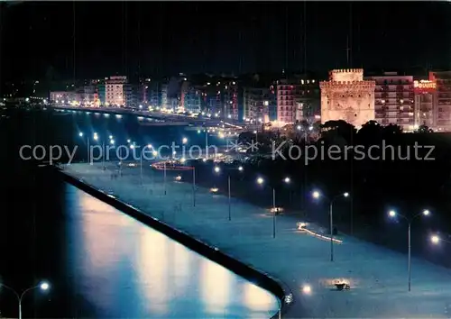 AK / Ansichtskarte Thessaloniki Quai bei Nacht Thessaloniki