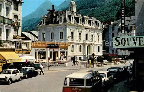 AK / Ansichtskarte Cauterets Place de la Mairie Cauterets