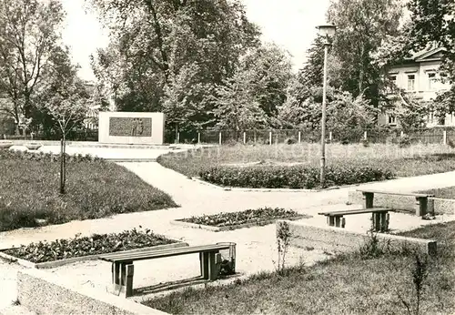 AK / Ansichtskarte Limbach Oberfrohna Parkanlagen Gedenkstein Limbach Oberfrohna
