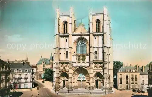 AK / Ansichtskarte Nantes_Loire_Atlantique La Cathedrale Place Saint Pierre Nantes_Loire_Atlantique