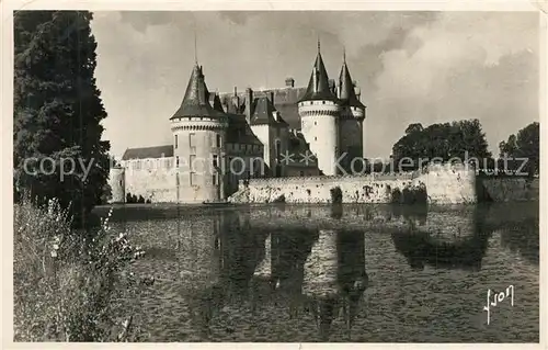 AK / Ansichtskarte Sully sur Loire Le Chateau Feodal et la Sange Sully sur Loire