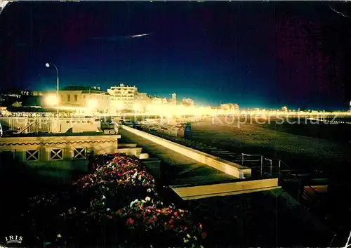 AK / Ansichtskarte Les_Sables d_Olonne La plage et le front de mer illumines Les_Sables d_Olonne