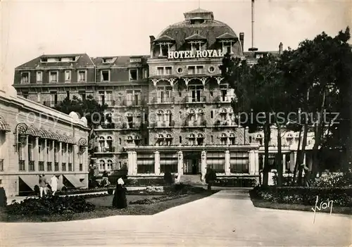 AK / Ansichtskarte La_Baule_sur_Mer Hotel Royal La_Baule_sur_Mer