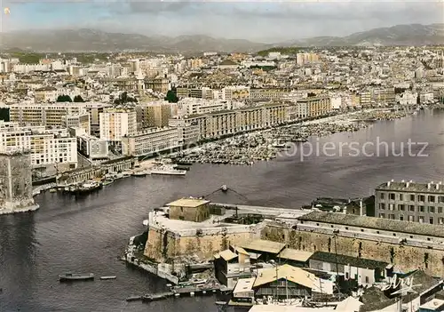 AK / Ansichtskarte Marseille_Bouches du Rhone Vue aerienne sur le Port et la Ville Marseille