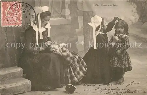 AK / Ansichtskarte Quimper Chasse or laou Une mer avec ses enfants Quimper