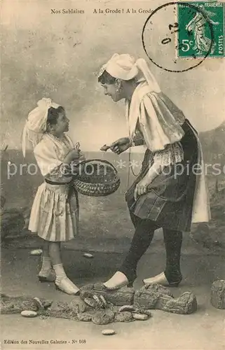 AK / Ansichtskarte Les_Sables d_Olonne Nos Sablaises Costumes Trachten Les_Sables d_Olonne