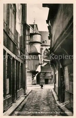 AK / Ansichtskarte Troyes_Aube Rue Paillot de Montabert et la Cour des Orfevres Troyes Aube