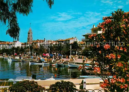 AK / Ansichtskarte Sanary sur Mer Aspect pittoresque du port Sanary sur Mer