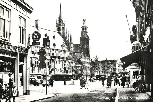 AK / Ansichtskarte Gouda Markt met St Janstoren Gouda