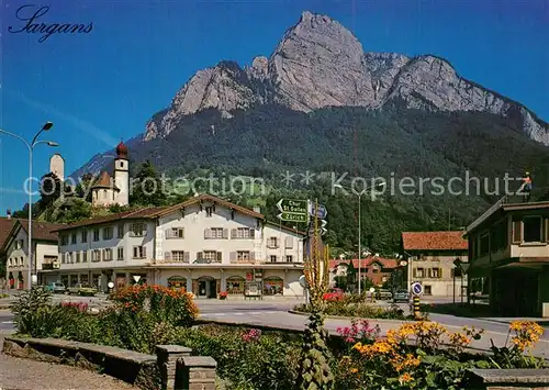 AK / Ansichtskarte Sargans Dorfplatz mit Gonzen Sargans