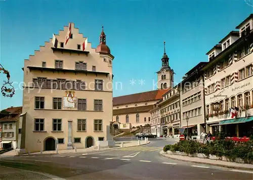 AK / Ansichtskarte Sursee Stadtpartie mit Rathaus und Pfarrkirche Sursee
