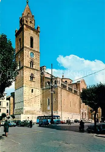AK / Ansichtskarte Chieti Piazza Vittorio Emanuele Cattedrale Chieti