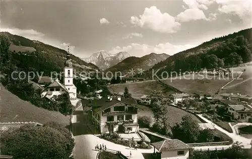 AK / Ansichtskarte Ramsau_Berchtesgaden Ortsansicht mit Kirche Alpenpanorama Ramsau Berchtesgaden