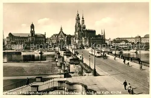 AK / Ansichtskarte Strassenbahn Dresden Friedrich August Br?cke St?ndehaus Schloss  