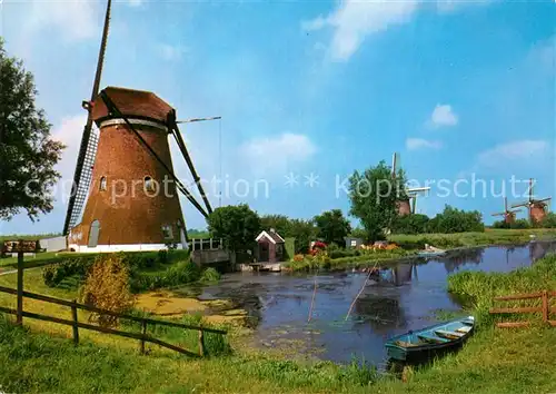 AK / Ansichtskarte Kinderdijk Molens Windmuehlen Kinderdijk
