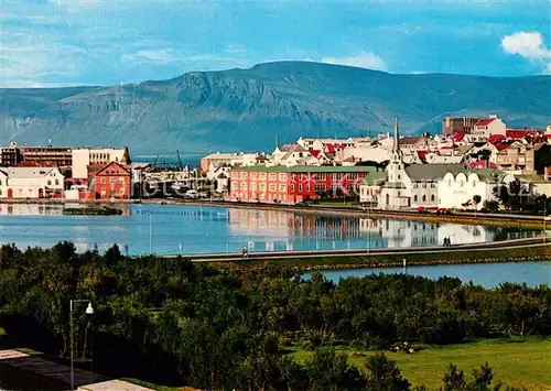 AK / Ansichtskarte Reykjavik View of the lake and Mount Esja Reykjavik