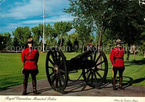 AK / Ansichtskarte Polizei Royal Canadian Mounted Police  