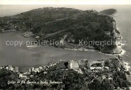 AK / Ansichtskarte Portovenere Golfo di la Spezia Isola Palmaria veduta aerea Portovenere