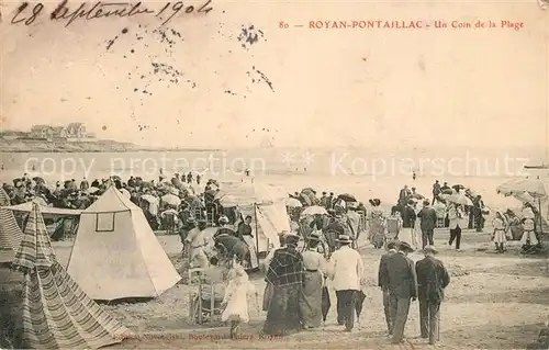 AK / Ansichtskarte Royan_Charente Maritime Un Coin de la Plage Royan Charente Maritime