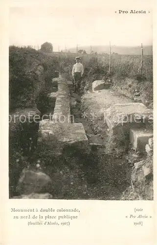 AK / Ansichtskarte Pro_Alesia Monument a double colonnade au nord de la place publique Pro_Alesia